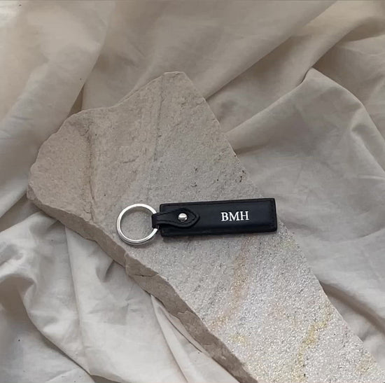 Keycharm Classic | Black & Silver